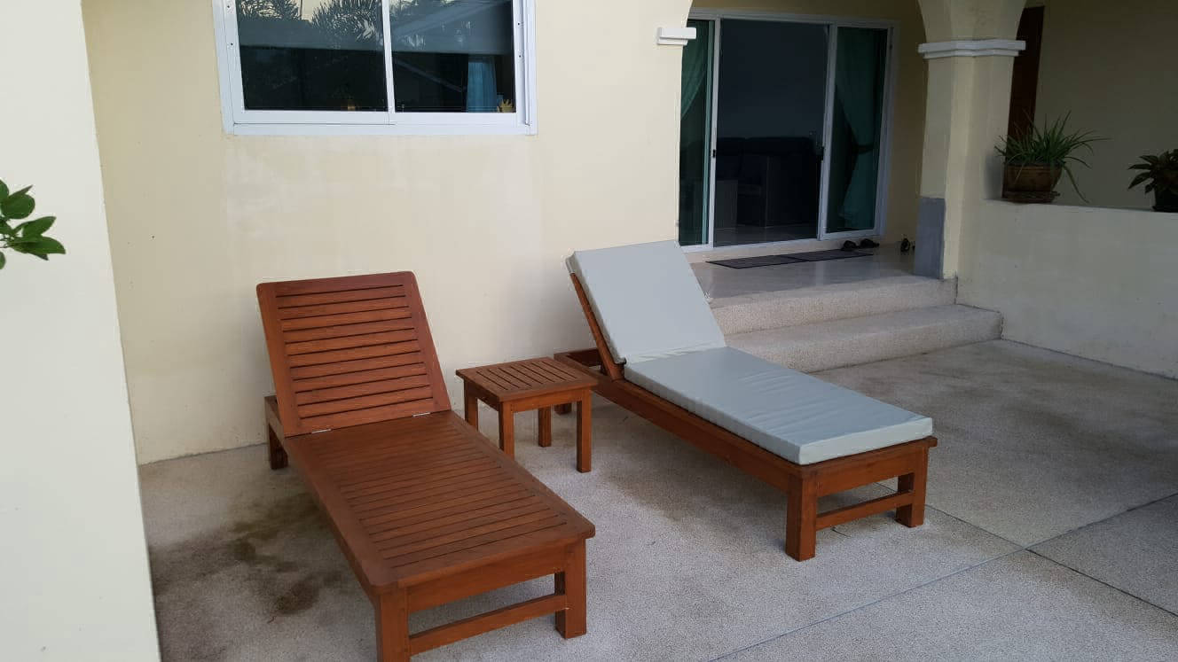 Outdoor loungers and furniture